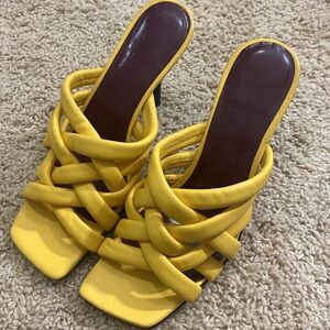 Staud new yellow mustard Goldie deep water leather mule woven heels size 35